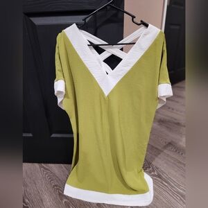 NWT Caramela Clothing Green and White Crisscross Blouse